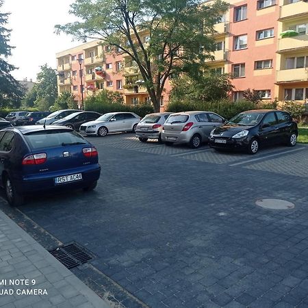 Apartament Na Parterze Сталёва-Воля Экстерьер фото