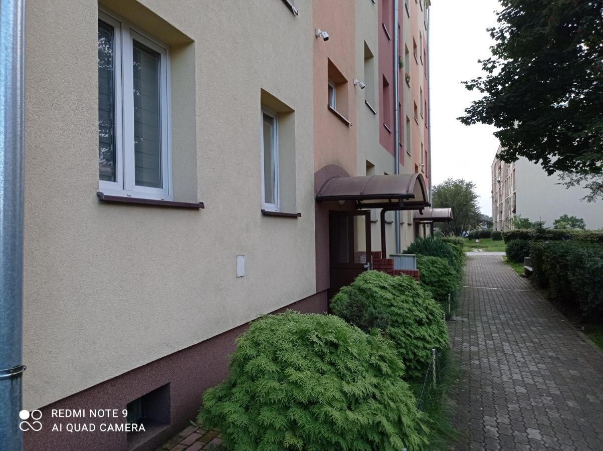 Apartament Na Parterze Сталёва-Воля Экстерьер фото