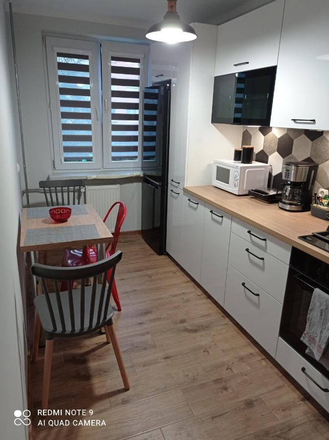 Apartament Na Parterze Сталёва-Воля Экстерьер фото